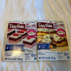 Ultimate Oven Red Velvet & Cheese Pizza Mix